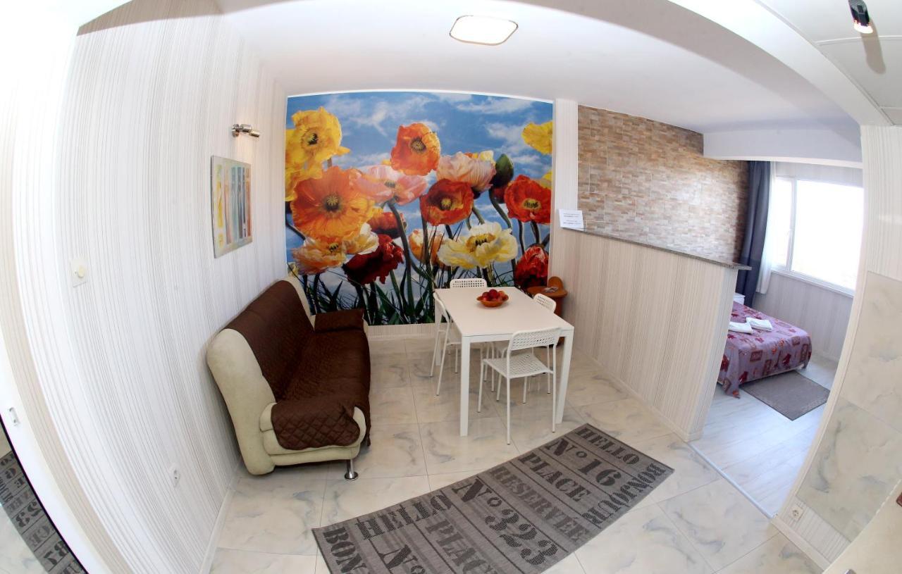 Colored House Apartments โซเฟีย ภายนอก รูปภาพ
